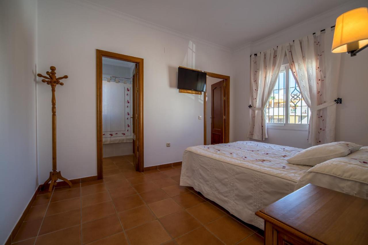 Chalet Adosado Atalaya P コニル・デ・ラ・フロンテラ エクステリア 写真