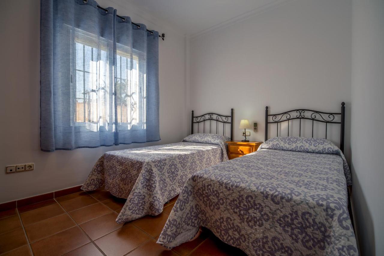 Chalet Adosado Atalaya P コニル・デ・ラ・フロンテラ エクステリア 写真