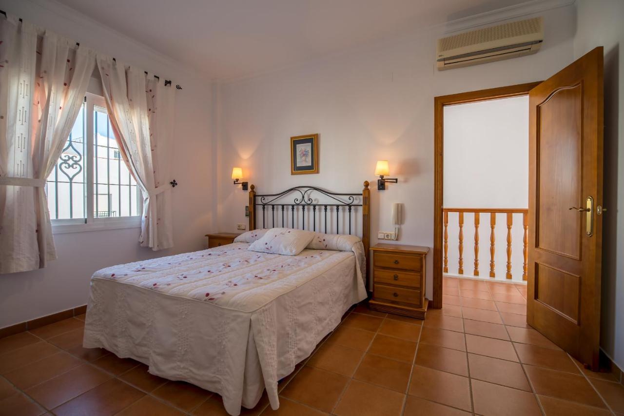 Chalet Adosado Atalaya P コニル・デ・ラ・フロンテラ エクステリア 写真