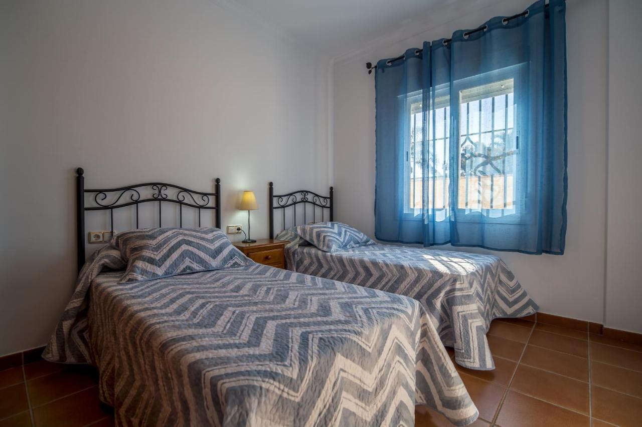Chalet Adosado Atalaya P コニル・デ・ラ・フロンテラ エクステリア 写真